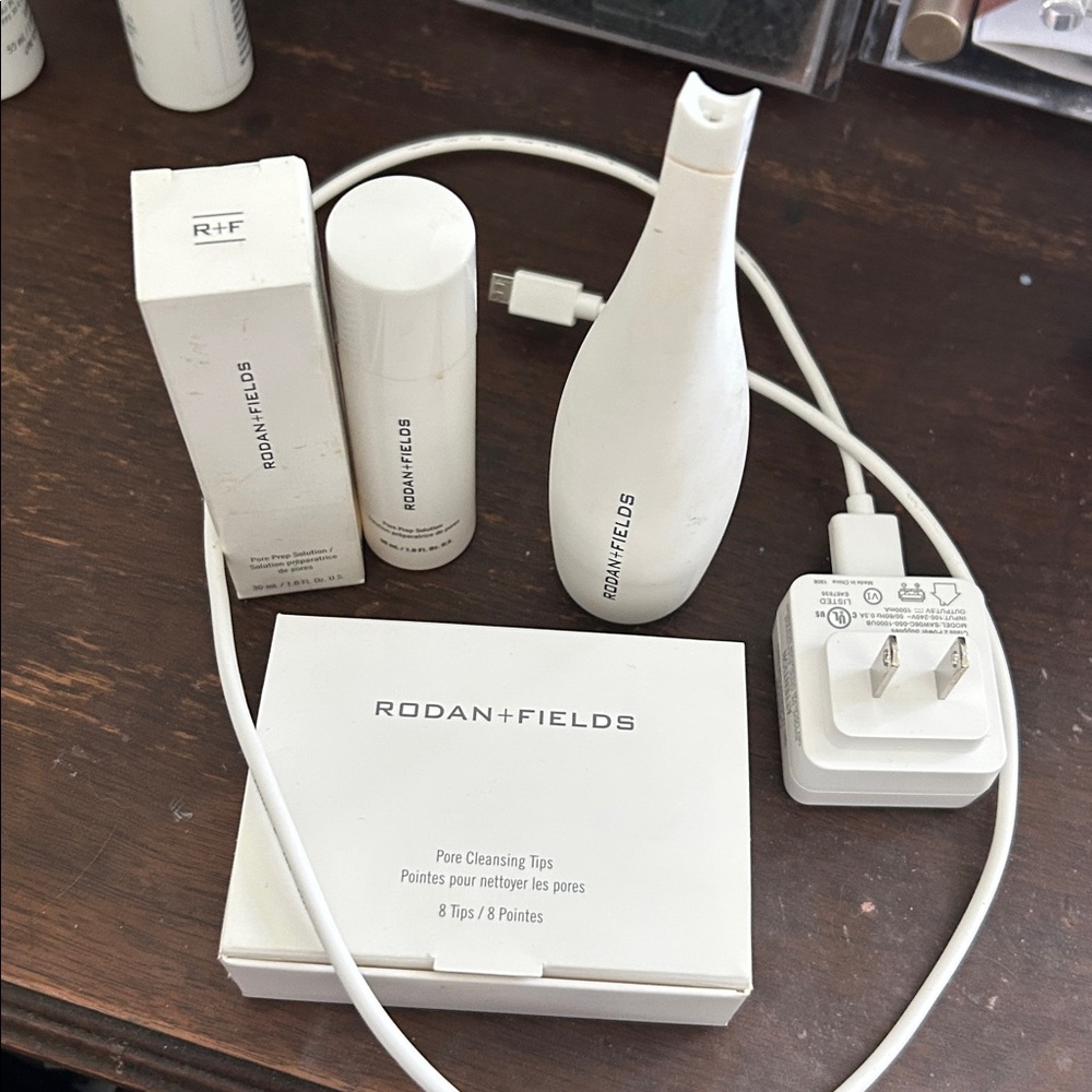 Rodan and Fields Pore Cleaning System MD